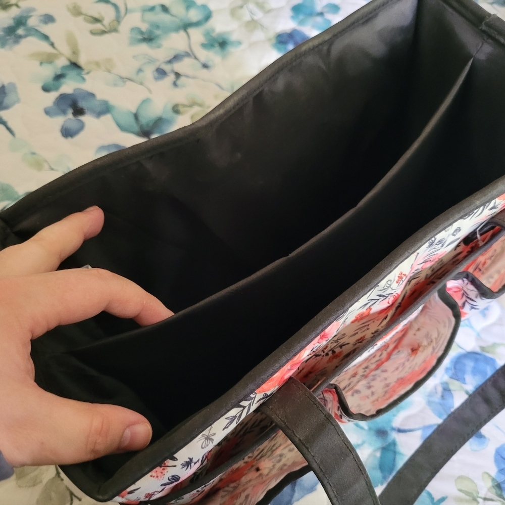 Medium Floral Bag With Five Pockets - Picture 4 of 4